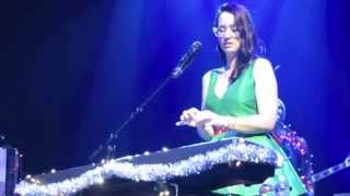 interlude to snowfall &amp; snowfall - ingrid michaelson (live in new york, december 10th '14)