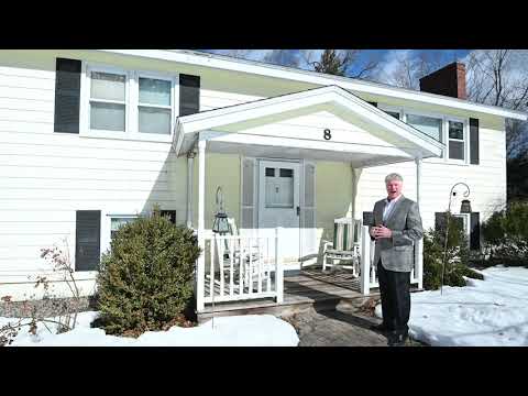 8 Wild Rose Drive, Andover