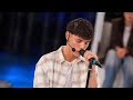 👉 Riccardo Stimolo ad Amici 25: da elettricista a standing ovation!! 🔥🎤