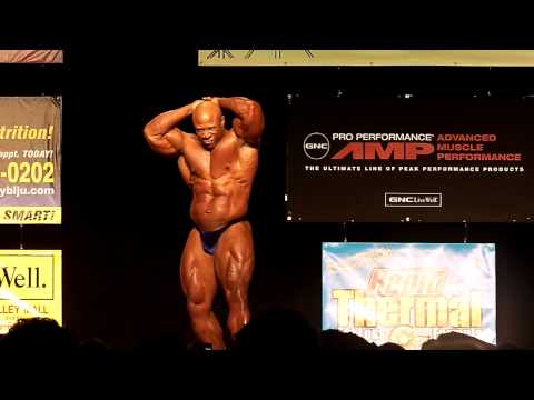 April 2010 Empire Classic Body Building Marcus Haley Guest Posing