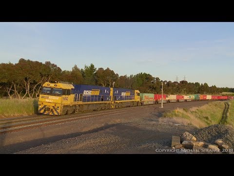 Pacific National 5MA5 Climbing Lovely Banks (9/11/2017) - PoathTV Australian Trains & Railways
