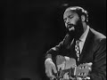Shlomo Carlebach singing "Moshe V'Aharon" - משה ואהרון
