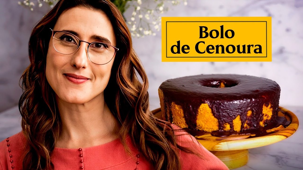 Bolo fofinho de cenoura com calda de chocolate - Imperdível!
