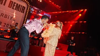 Mert Demir ft. Kibariye - Karakış (Live At Harbiye)