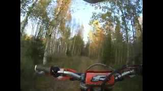 preview picture of video 'Ktm Exc 400 Racing, random driving in Finland autumn 2014.'