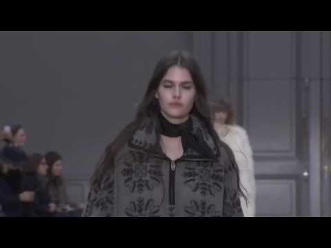 Chloe   Fall Winter 2016 2017  Fashion Show   Exclusive