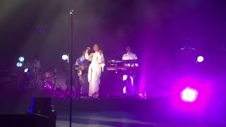 Want Your Feeling (part) - Jessie Ware live in London - Hammersmith Apollo