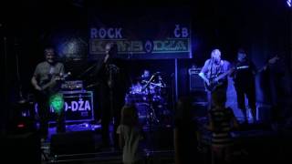 Video Credence od Kambodži