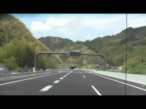 A short drive on Japan's newest highway - NEXCO Video