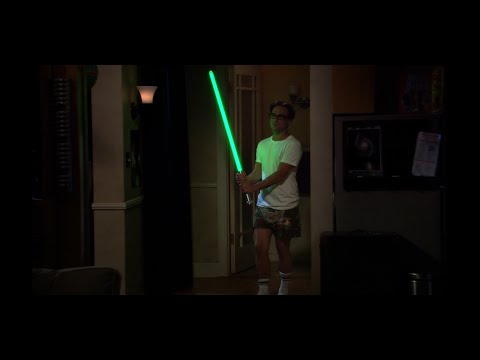 1x02 Leonard in underpants