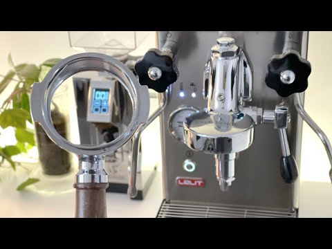 First Bottomless Shot on Lelit MaraX With Naked Portafilter