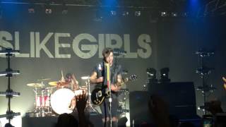 Boys Like Girls - Up Against the Wall (live) - NYC - 8/06/16