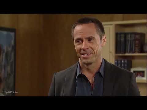 GH: 10/31/14 - Julian & Alexis