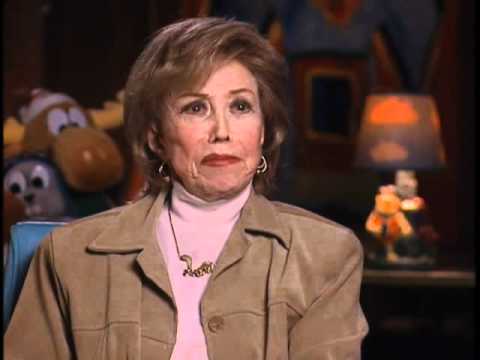 Voiceover legend June Foray on her first animation job - EMMYTVLEGENDS.ORG