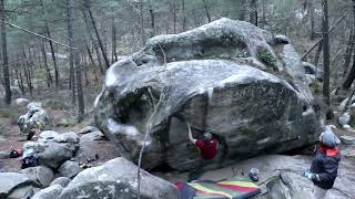 Video thumbnail of Baloo, 7b. Fontainebleau