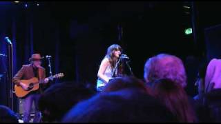 She &amp; Him - I Thought I Saw Your Face Today (KOKO, London, May 2010)