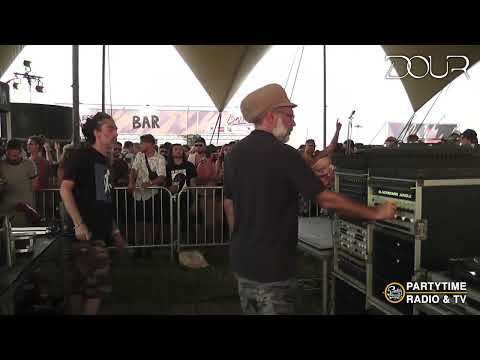 Dour 2024 - Blackboard Jungle playing King Lorenzo Rocking Road #blackboardjungle #kinglorenzo