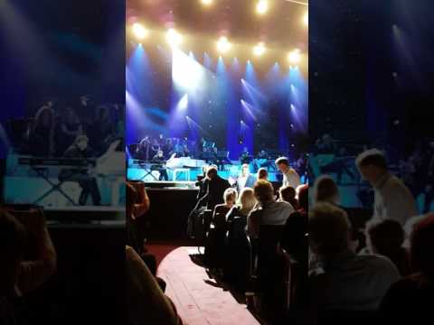 Michael Ball & Alfie Boe - Make sure you go to the toilet before the show or this happens