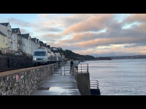 Brilliant 4 tone off 4 RAILADVENTURE HST POWER CARS BACK TO BACK FOR LAIRA At Dawlish sea wall!