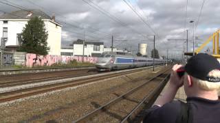 preview picture of video '4519, TGV Réseau, SNCF passing station Ruisbroek , Belgium, 4 OCT 2013'