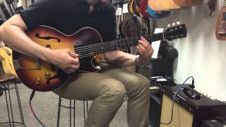 Video thumbnail for Gibson ES-140 3/4 1955 年製 by lastguitarcom