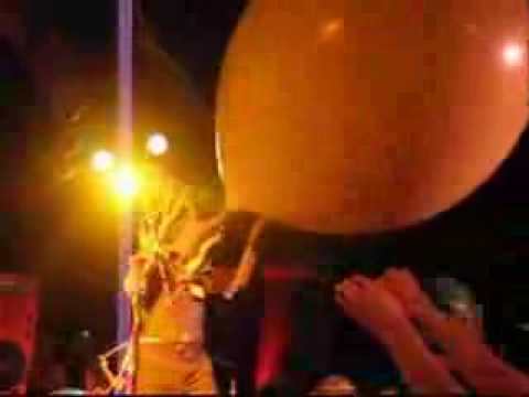 Flaming Lips - Confetti Bomb