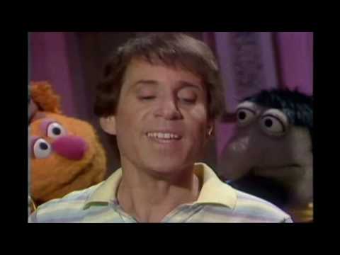 Muppet Songs: Paul Simon - Long Long Day