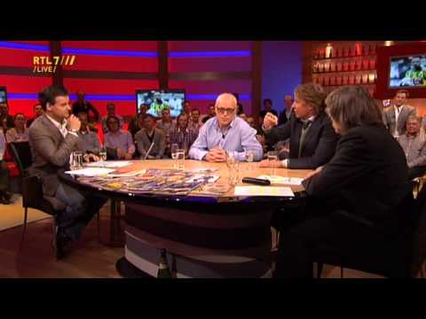 Voetbal International 04-04-11 - Gerard Joling vindt het een kutgesprek