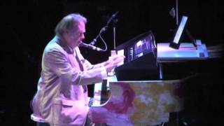 Neil Young - A Man Needs A Maid (LIVE) - Massey Hall, Toronto, Ontario