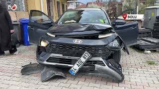 Boluda Aydınlatma Direğine Çarpan Otomobil Kamerada