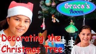 Decorating the Christmas Tree | Grace's Room