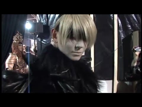 Christian Dior Haute Couture Fall/Winter 2006 (Backstage & Runway)