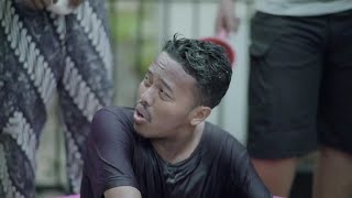 Download lagu Basah Kuyub Prima yang Ingin Buang Sial - Mimpi Metropolitan Episode 33 mp3