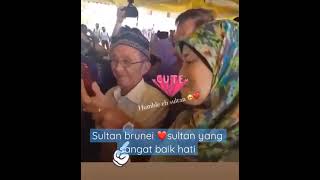 Download lagu Sultan brunei yang baik hati dengan rakyat nya ❤️❤️ mp3