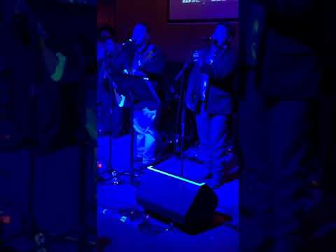 Tony Tigre Saenz Y La Rosa De Oro