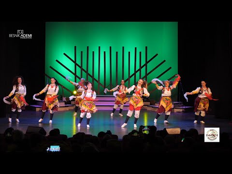 Valle Tropoje nga super zonja - Art Revolution Dance