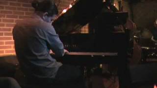 Alfredo Rodriguez Trio live  in Paris  july 2011 'Veinte años'