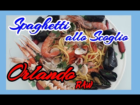 HOW TO MAKE SPAGHETTI ALLO SCOGLIO | ITALIAN SEAFOOD PASTA RECIPE