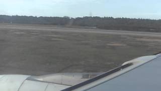 preview picture of video 'Landing at Simon Bolivar International Airport, Maiquetia, Venezuela'
