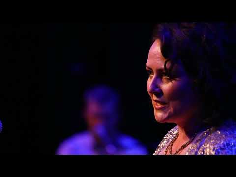 Theme Night #28 - O Holy Night (Edel Shannon)