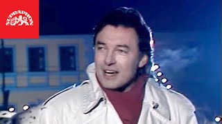 Videoklip: Karel Gott - Krev toulavá s textom piesne Videoklip Karel Gott - Krev toulavá s textom piesne