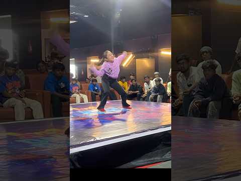 நம்ம prasi ஆடுன Dance Battle🔥Stage blast performance⁉️ Dance யுத்தம்🥰 #beautytips #shorts #makeup