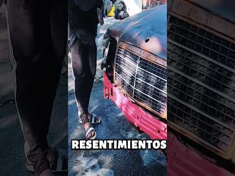 Spent $700 On A Junk Mercedes? Watch How He Flips It Into A Dream Luxury Car #craftideas #recipe