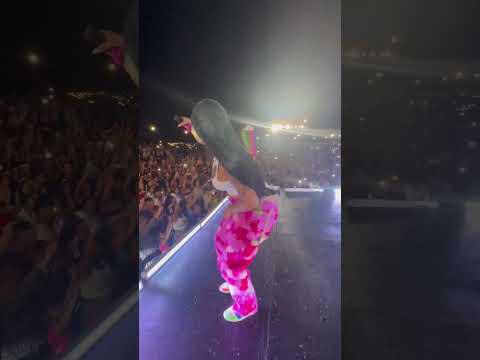 13 de septiembre de 2023 #6ix9ine #laummusic #yailinlamasviral (Video Short)