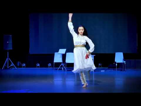 Ayaulym Baltabay - Bandari