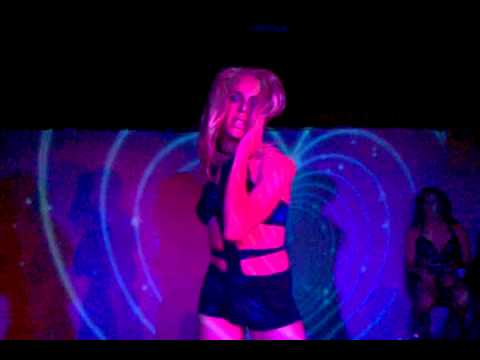 Ramonne Cullen - Especial - Bibaladas - Britney Spears - 23/04/2011