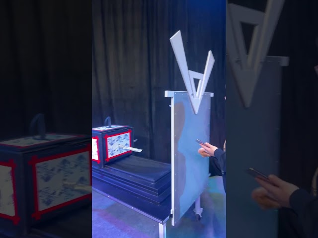 Vídeo relacionado con Magic: Stage Illusions, Special Effects and Trick Photography (Dover Magic Books)