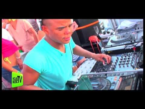 ERICK MORILLO rocks LEE KALT's Never Lose Control - Neptunes Hamptons - House Music TV