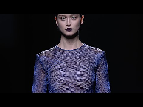 ISABEL SANCHIS Fall 2022 Madrid - Fashion Channel