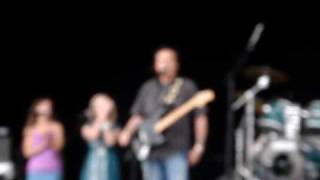 Mayf Nutter sings Jamboree in the Hills Live 2009